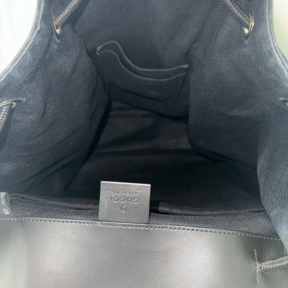 GUCCI men’s back pack. Model GG black backpack. - Picture 5 of 10